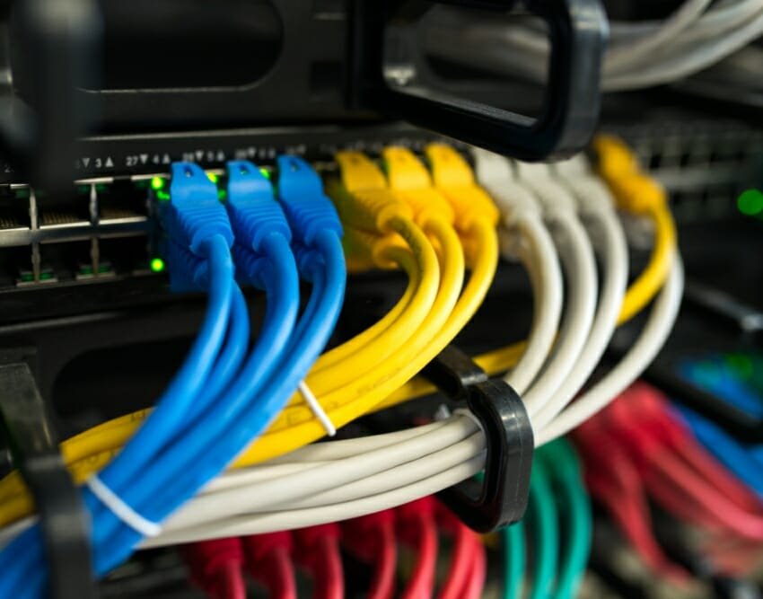 Switchbekabeling door MINIMA